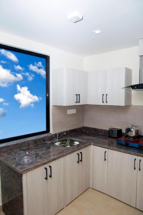 Sarovar Residency Serviced Apartment Hotel Jawlakhel Exterior photo